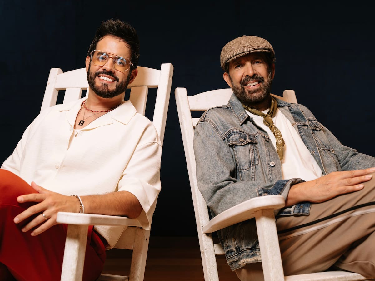 Juan Luis Guerra regresa al merengue en 'Nieve En Verano', su canción con Manny Cruz