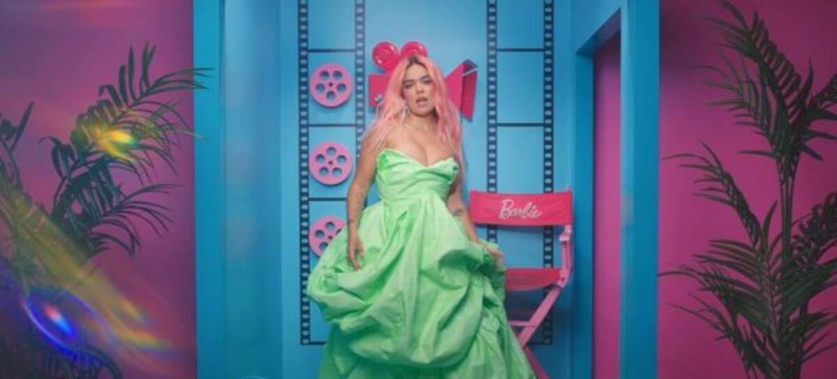 "Watati" es el sountrack de la nueva película de Barbie.