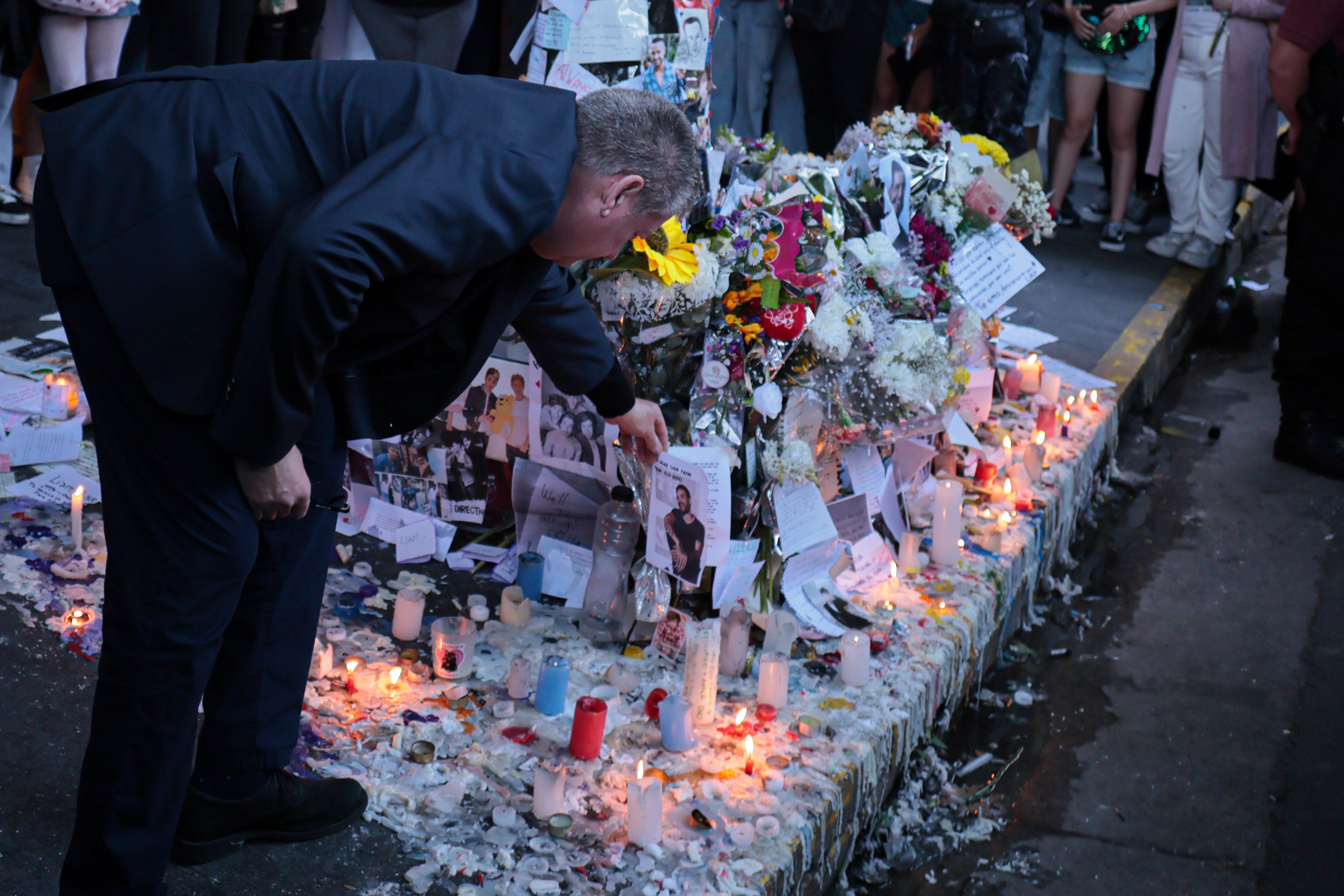 Geoff Payne, padre de Liam Payne, visita el homenaje en el hotel CasaSur Palermo en Buenos Aires, Argentina el 18 de octubre de 2024. (Photo by Luciano Gonzalez/Anadolu via Getty Images)