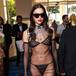 Irina Shayk lleva al extremo lo de las transparencias en Cannes