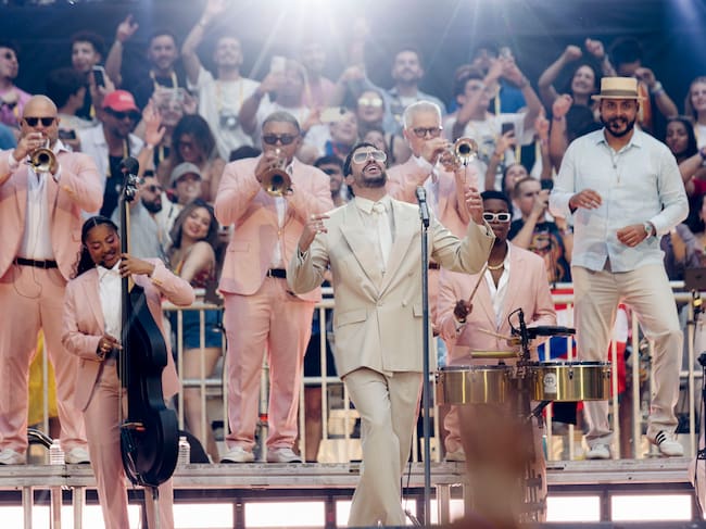 Bad Bunny en su último concierto con la gira 'Debí Tirar Más Fotos Tour' en el Riyadh Air Metropolitano de Madrid, 15 de junio de 2026.