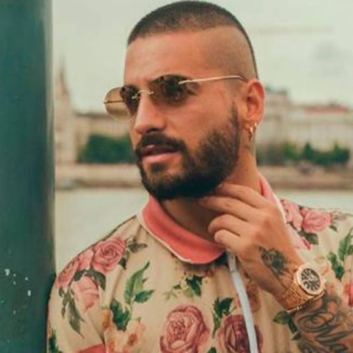 ¿Maluma confirmó una infidelidad en su nuevo tema?