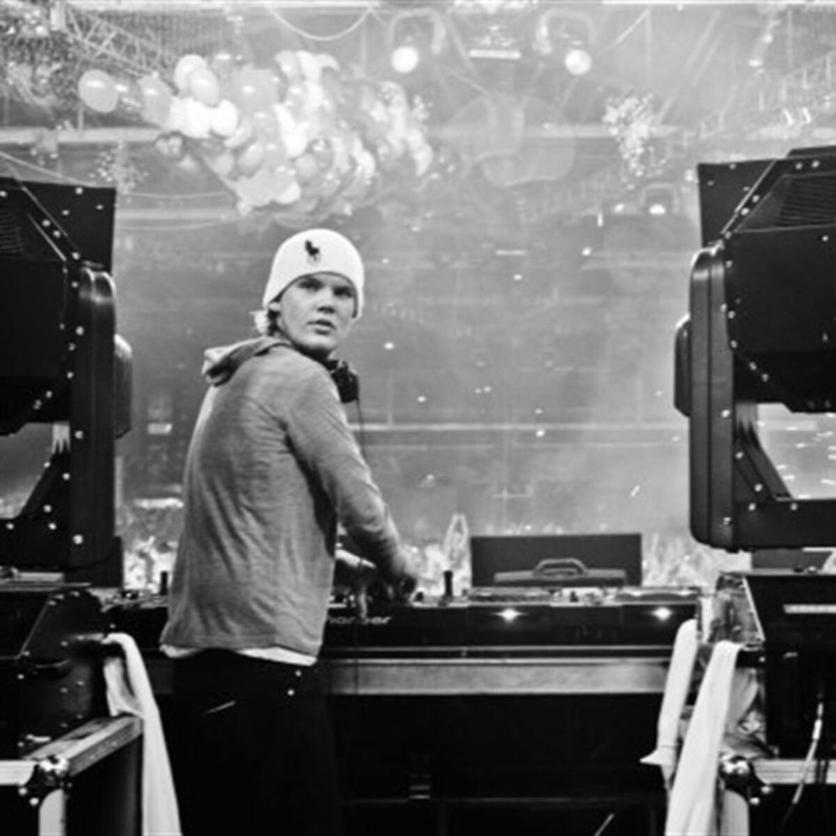 Avicii anuncia el segundo sencillo de su disco debut "True"