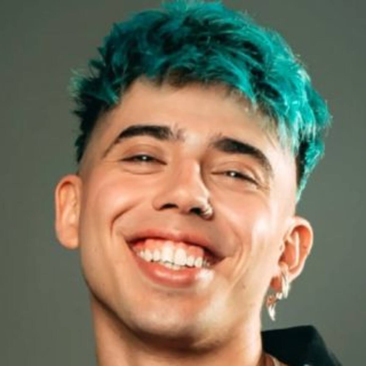 Luck Ra le da una nueva vida a “Rayos de Sol” con un remix cargado de estrellas