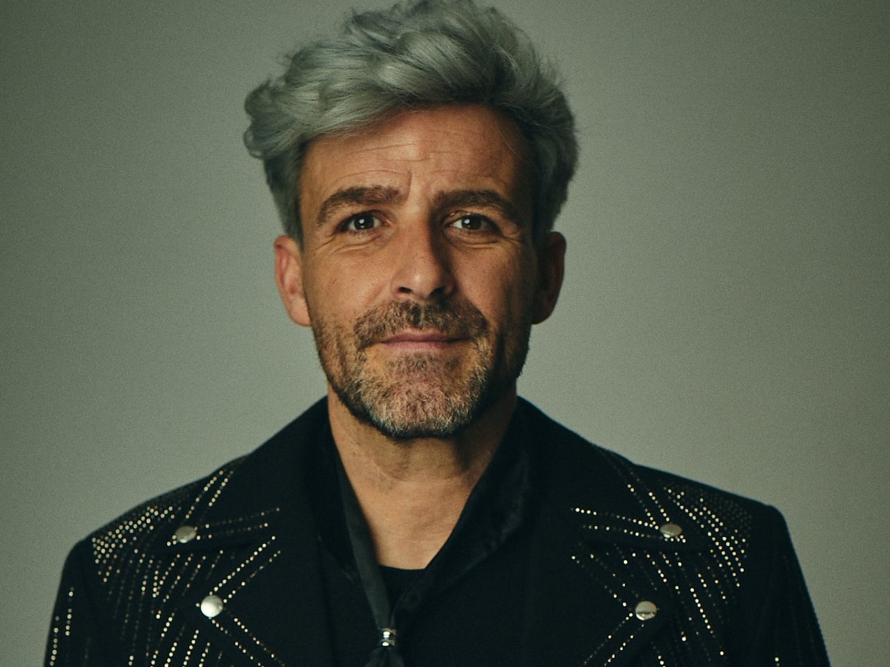 Funambulista analiza el estado de la industria antes de su actuación en Benidorm Fest: “Hay mucha apariencia también y eso daña”