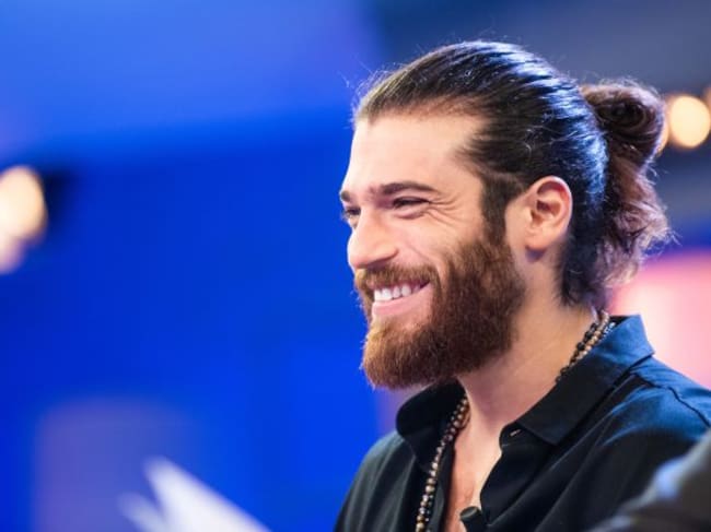 Can Yaman conquistó Madrid con su sonrisa.