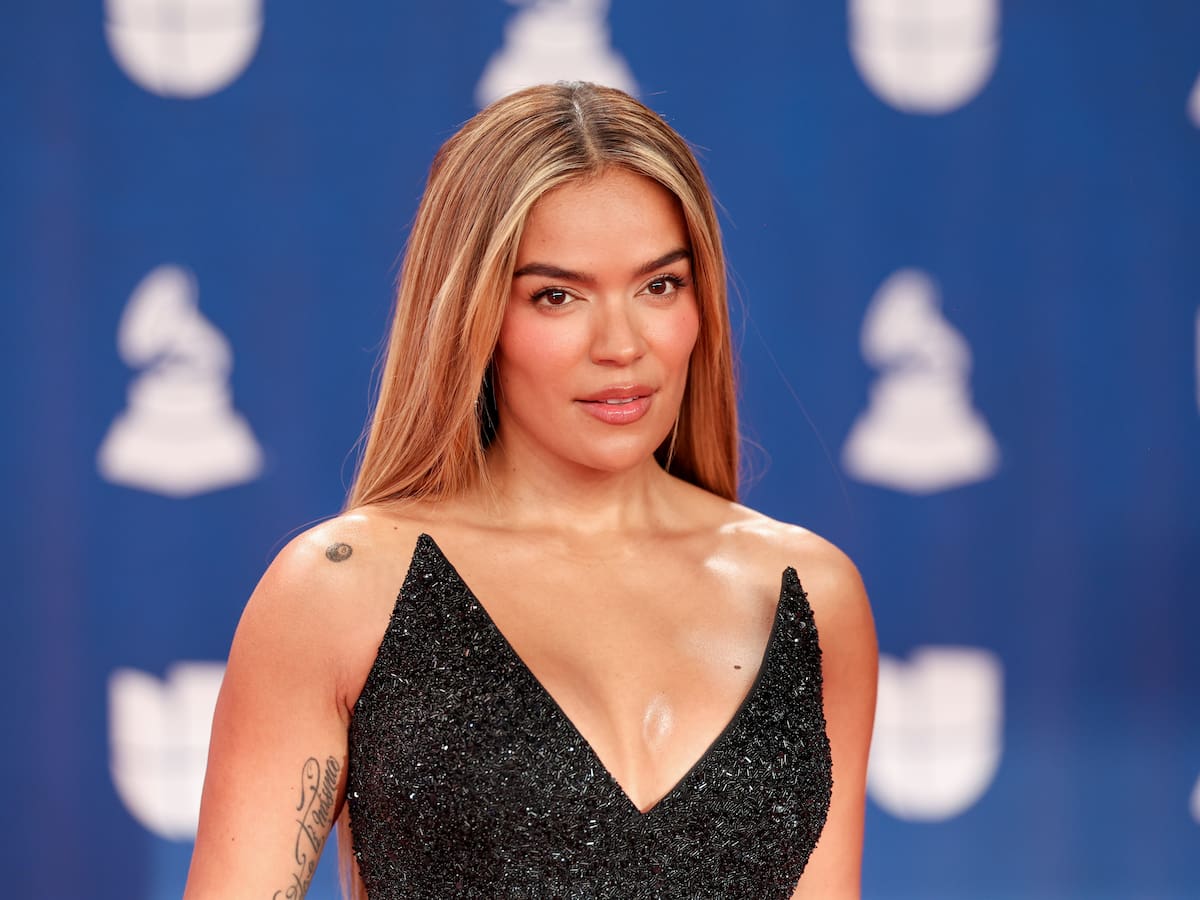 Karol G firma otro capítulo en el universo 'Tropicoqueta': estrena el videoclip de 'Ivonny Bonita'