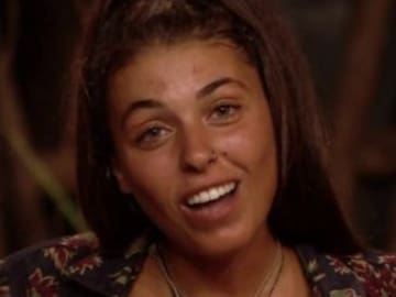 Lola revela en ‘Supervivientes 2021’ su “oscuro secreto”: vendía bragas usadas por internet