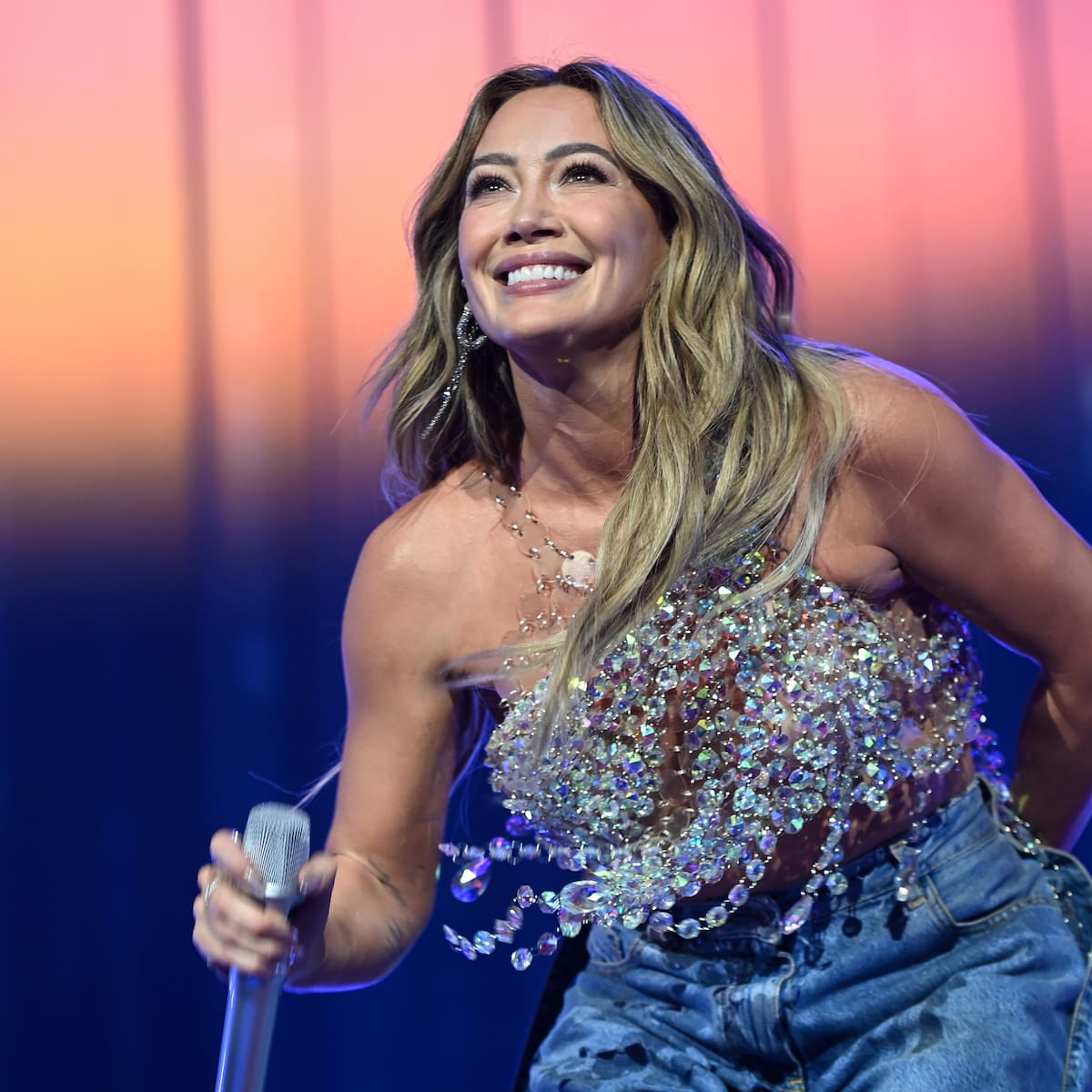 Hilary Duff vendrá a España con su gira The Lucky Me Tour: fechas y cuándo comprar entradas para el concierto de Madrid