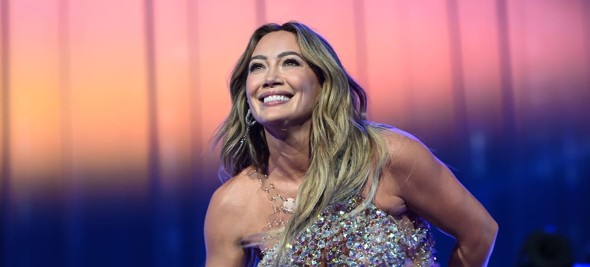 Hilary Duff en uno de sus conicertos de la gira mundial The Lucky Me Tour