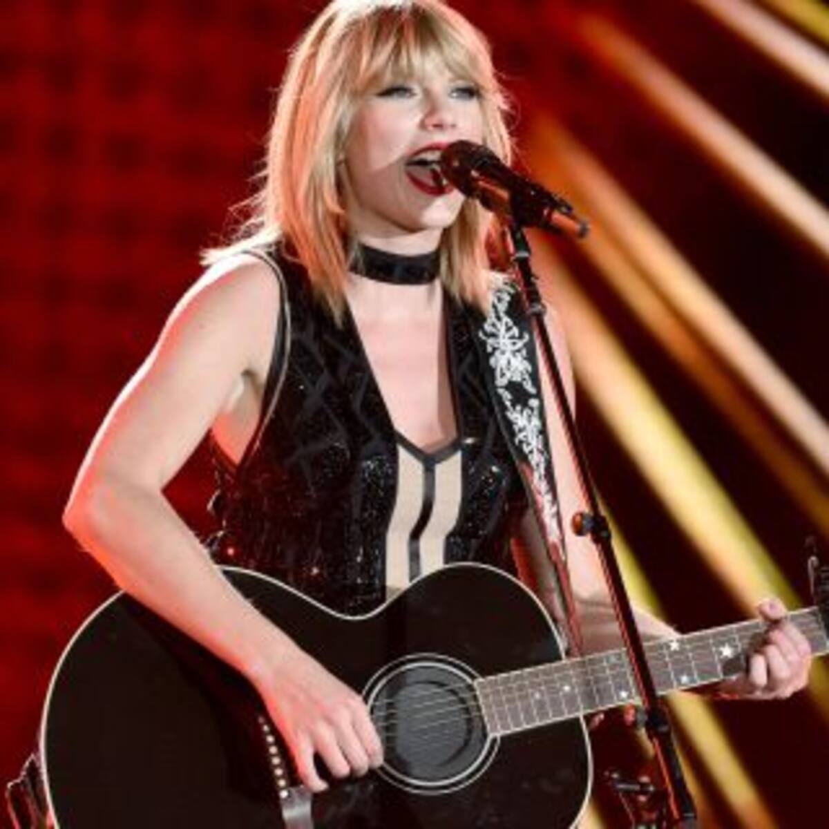 ¿Qué está haciendo Taylor Swift?