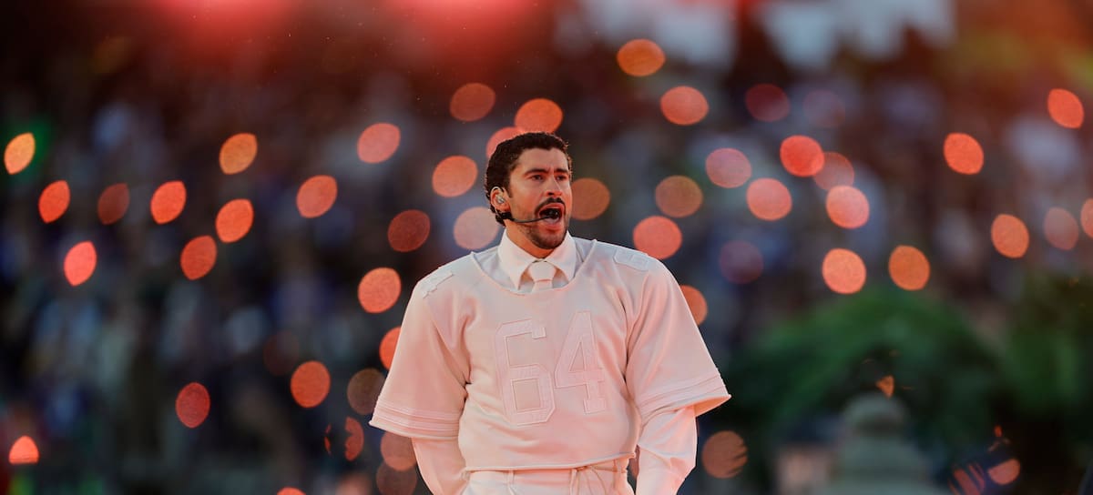 Bad Bunny actuando en el Halftime Show del Super Bowl 2026 en Santa Clara, Califronia, el 8 de febrero de 2026