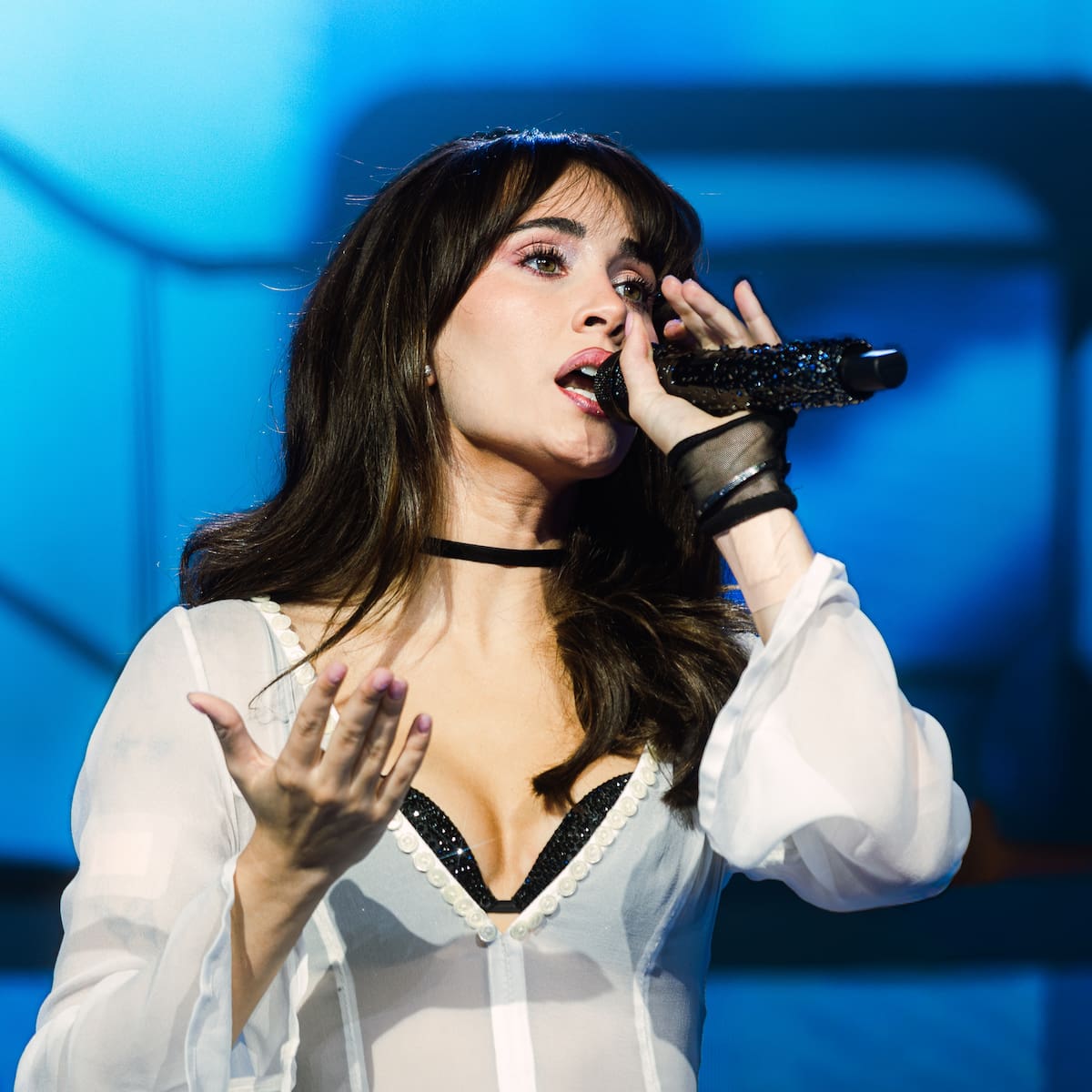 Aitana y Hailey Bieber tienen algo en común: un collar de diamantes valorado en más de 20.000 euros