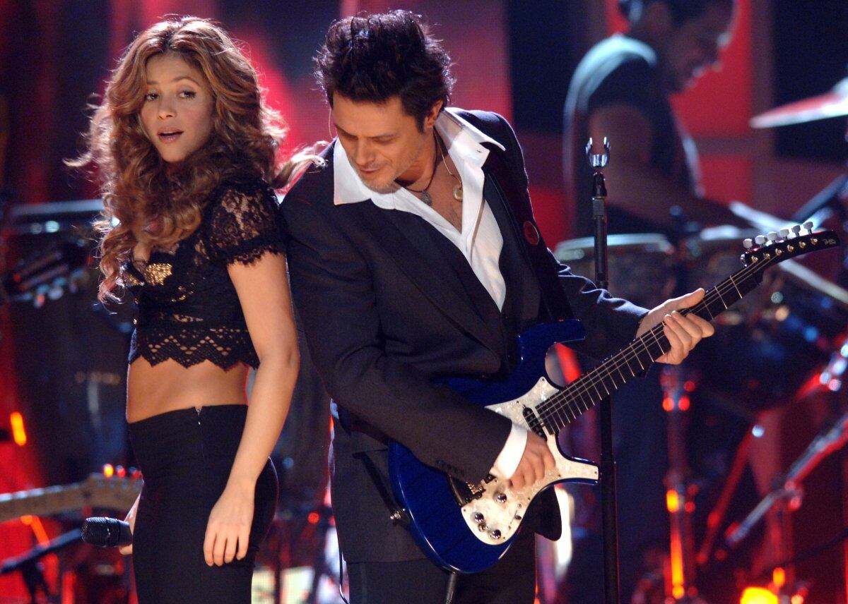 El 'no' de Maná a grabar 'La tortura' que abrió las puertas del dúo Shakira  - Alejandro Sanz | Música | LOS40