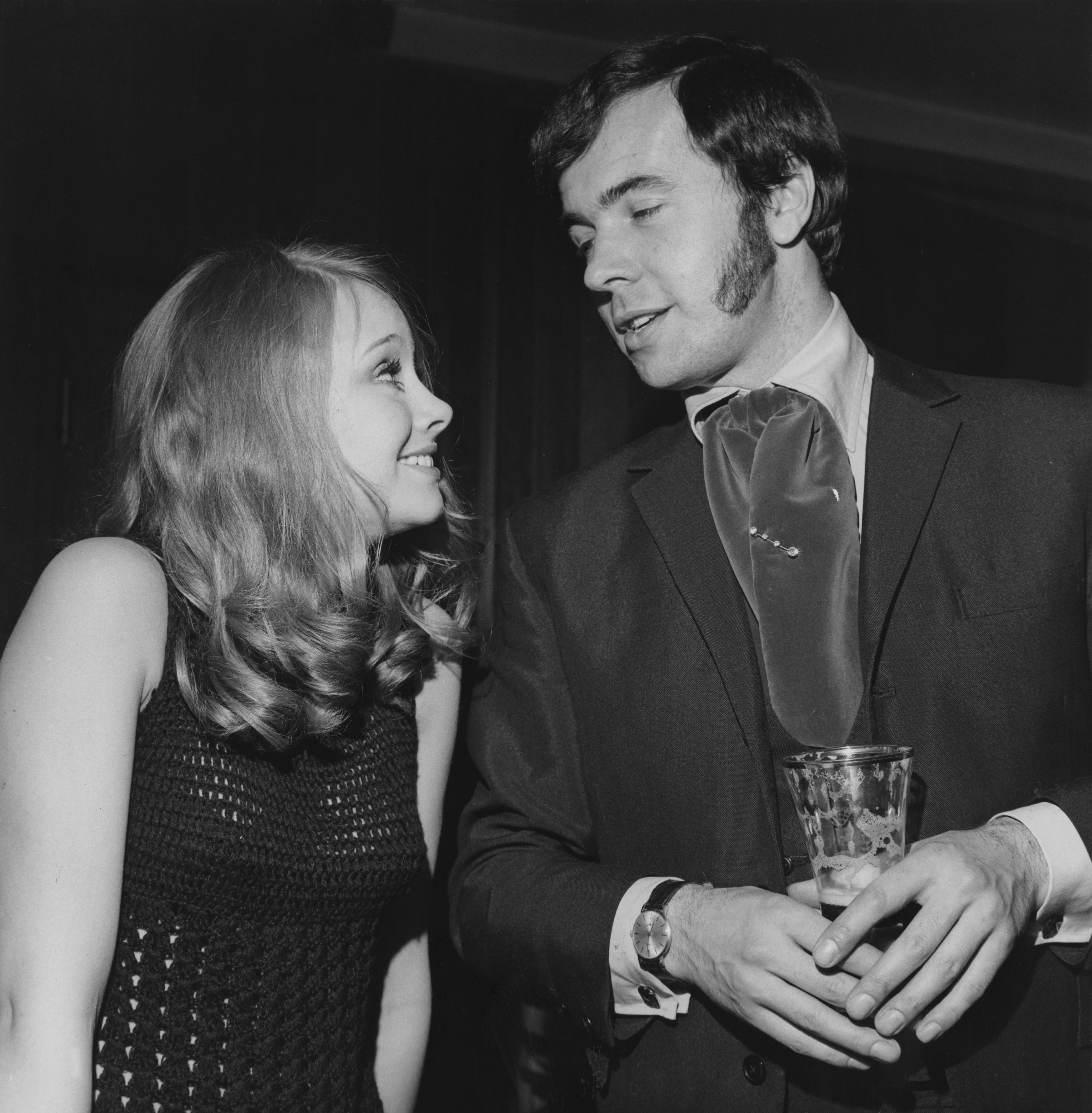 Linda Hayden y Barry Mason en 1968.