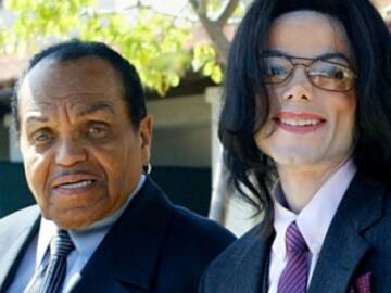 Murió el padre de Michael Jackson