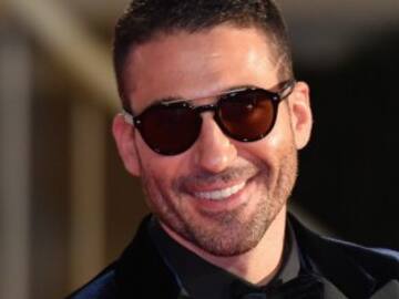 Miguel Ángel Silvestre podría haber revelado la identidad de La Vecina Rubia