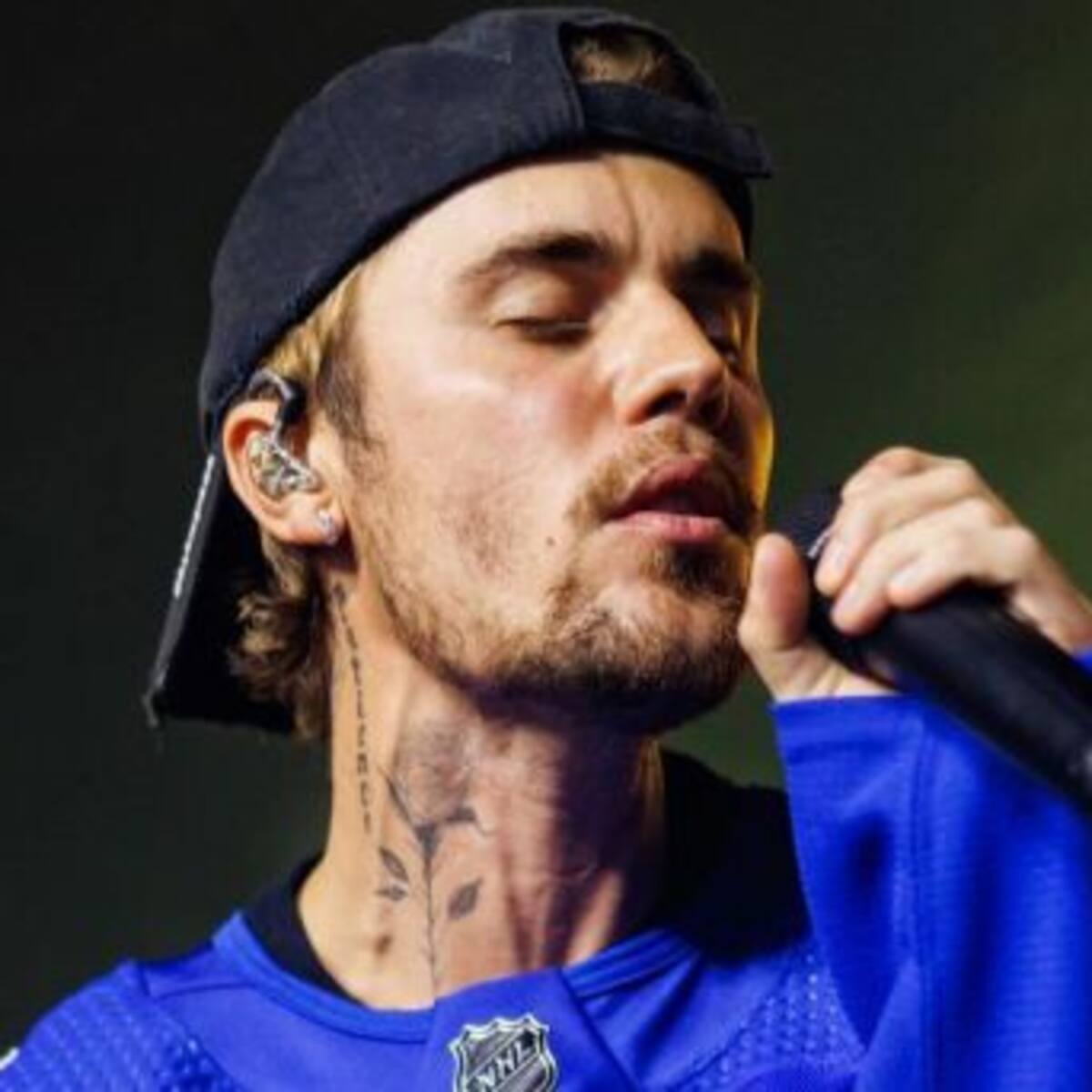 Justin Bieber brindó un show sorpresa en Toronto