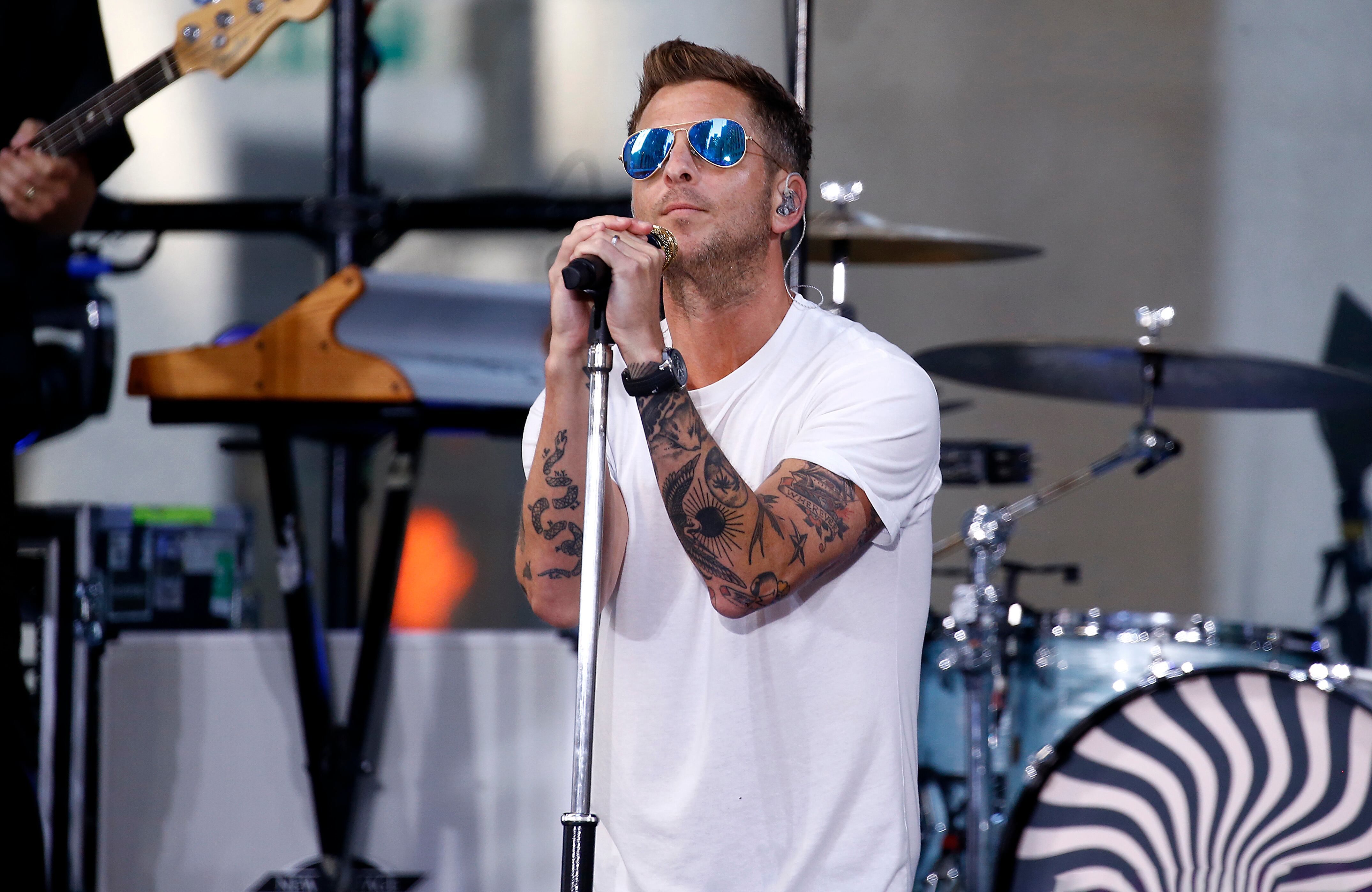 Ryan Tedder de OneRepublic en la actuación de la NBC para "Today", el 19 de julio de 2024 en Nueva York. (Photo by John Lamparski/Getty Images)