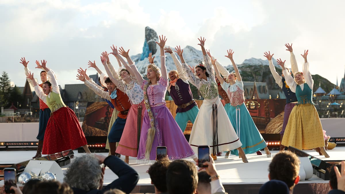 ¡Comenzamos temporada por todo lo alto! Consigue un viaje a Disneyland Paris para 4 personas