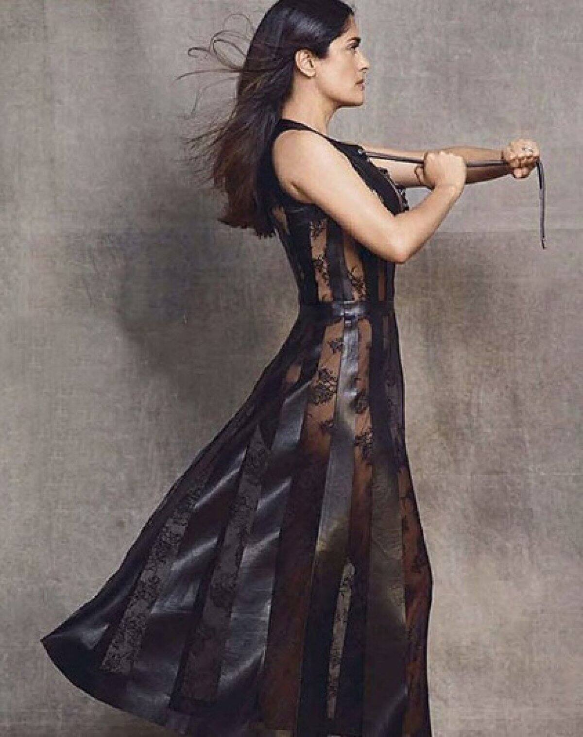 Salma Hayek, diosa para la revista GQ.