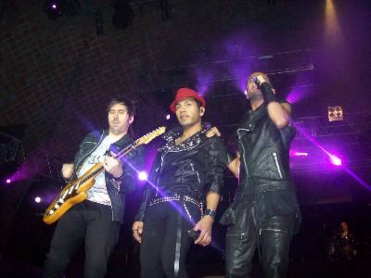 Show Camila