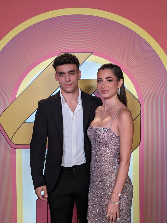 Isaac Belk y Lola Lolita en LOS40 Music Awards Santander 2023. Créditos: Albert Mullor.