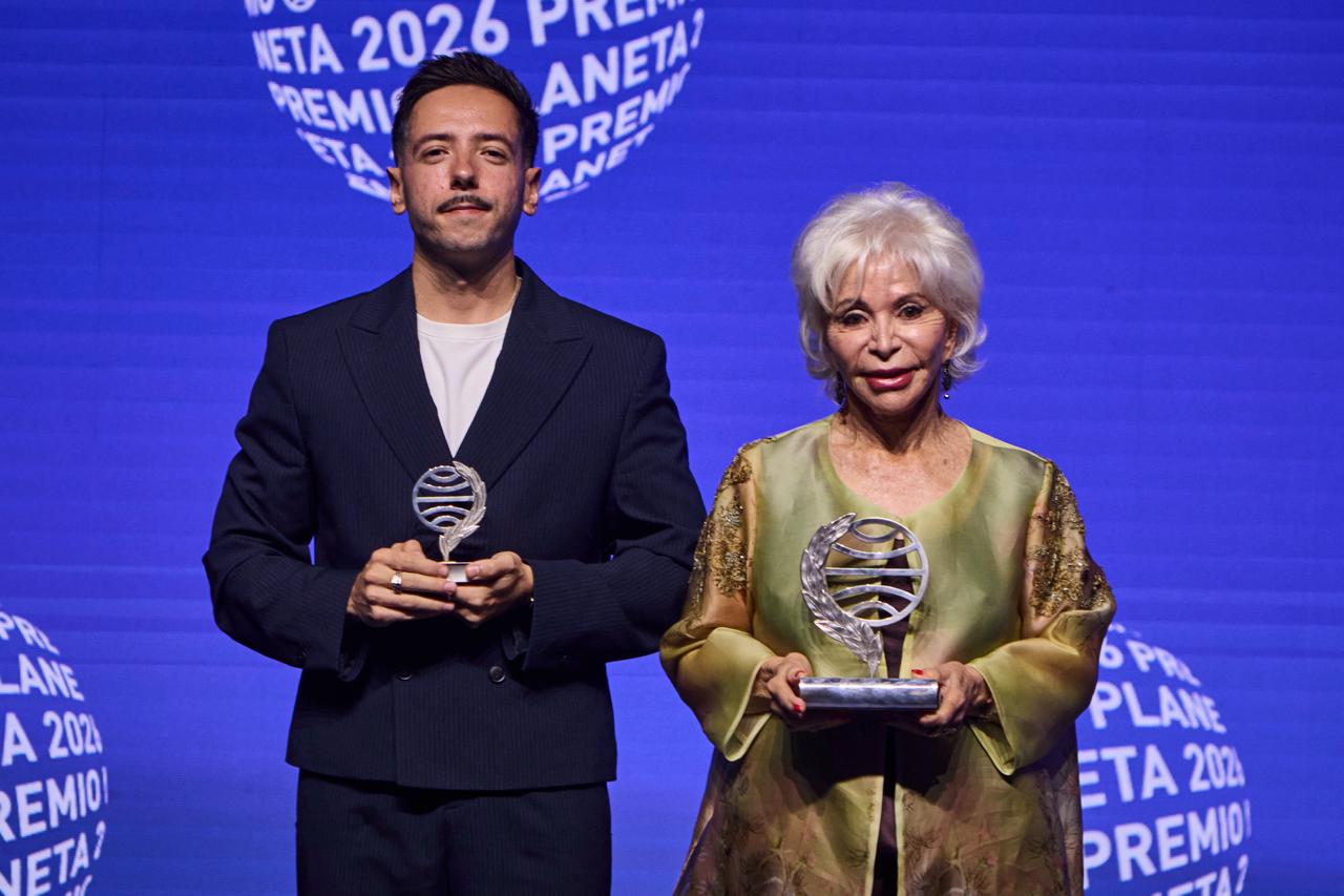 Sergio Hernández e Isabel Allende, finalista y ganadora del Premio Planeta 2026.