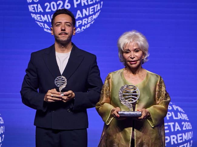 Sergio Hernández e Isabel Allende, finalista y ganadora del Premio Planeta 2026.