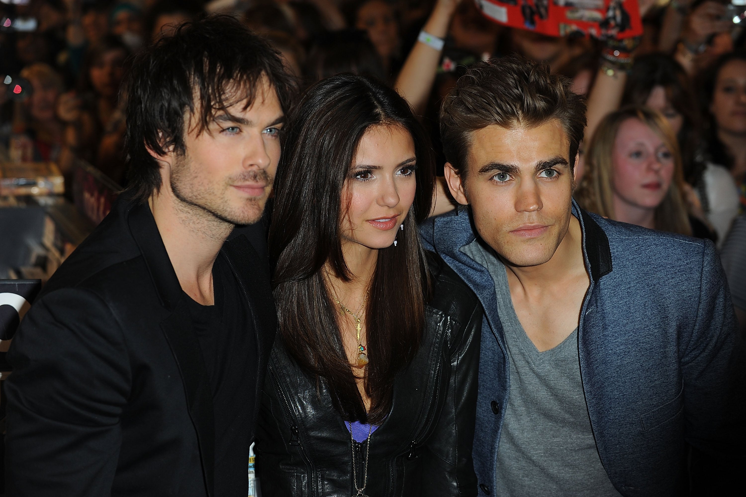 Ian Somerhalder, Nina Dobrev y Paul Wesley en un 'meet and greet' con el reparto de 'Crónicas Vampíricas'.