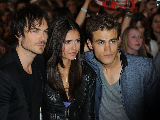 Ian Somerhalder, Nina Dobrev y Paul Wesley en un 'meet and greet' con el reparto de 'Crónicas Vampíricas'.