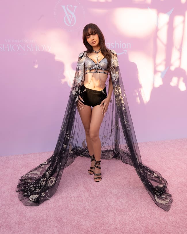 Lisa, en la alfombra rosa del desfile de Victoria's Secret.