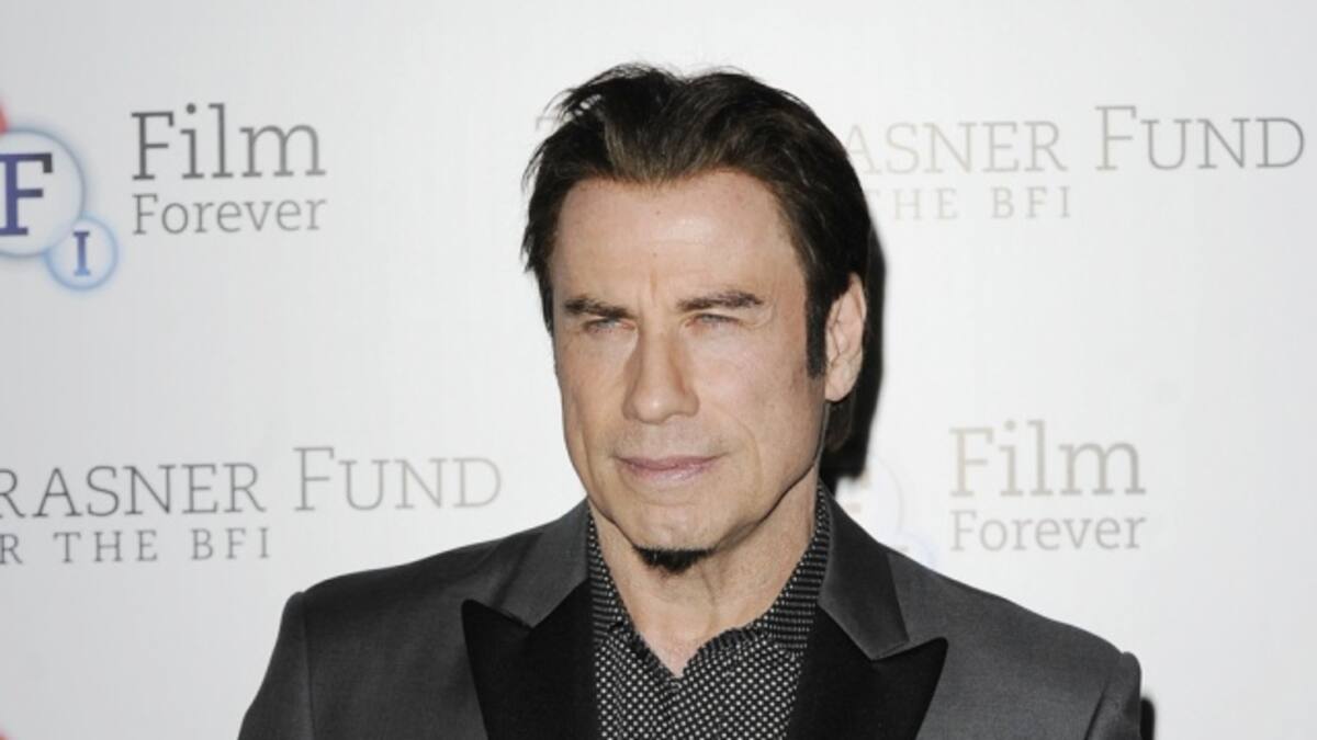 John Travolta explica por qué pronunció mal el nombre de Idina Menzel
