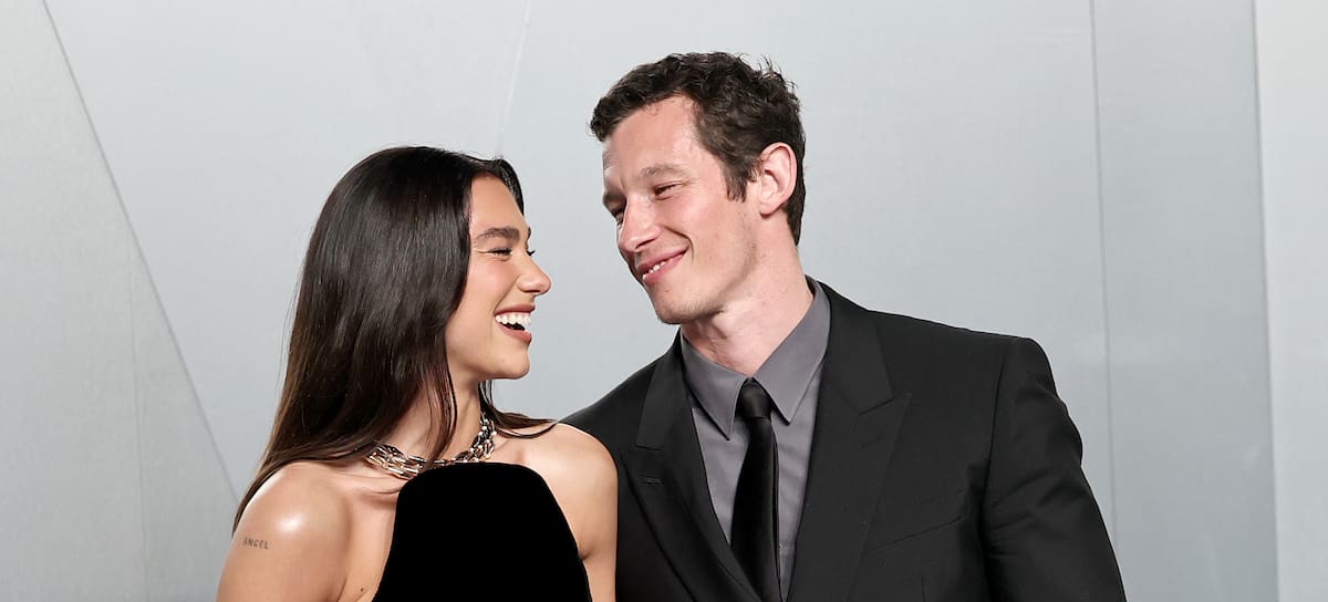 Dua Lipa y Callum Turner, juntos en un photocall