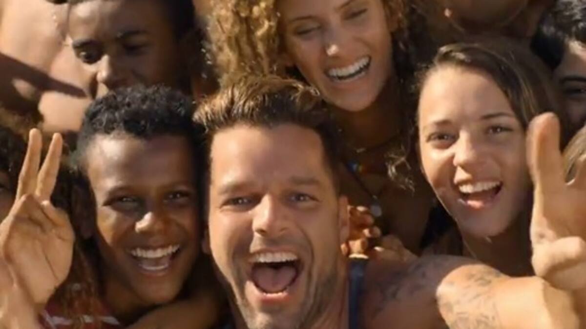 Ricky Martin y Shakira los "Reyes del Mundial"
