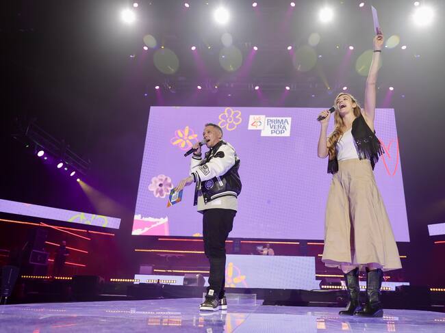 Hoy Aitana Jerez ha visto cumplido un sueño. El último fichaje de LOS40 Urban ha vivido desde el escenario una de nuestras galas y lo ha hecho con su compa Ramés López 'El Faraón'.