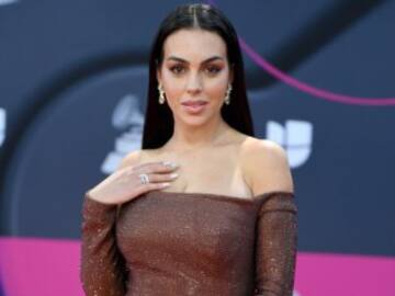 Rosalía, Rauw Alejandro, Nathy Peluso, Christina Aguilera o Sebastián Yatra, cameos de Georgina Rodríguez