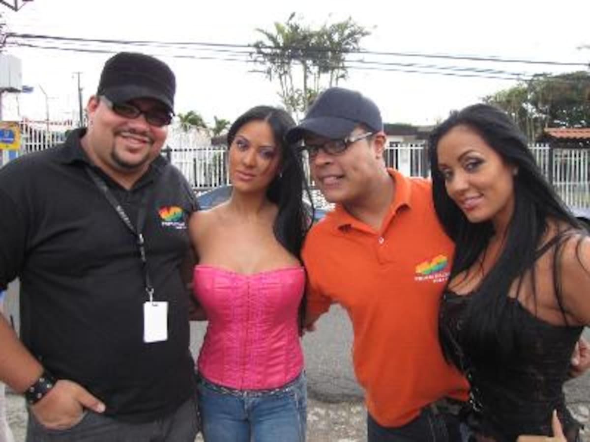 Tavo, Jair y Las "Hermanitas Brenes"
