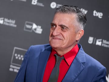 El día en el que El Gran Wyoming rompió el molde sobre el escenario como una estrella del rock & roll: "Estaba terminantemente prohibido"