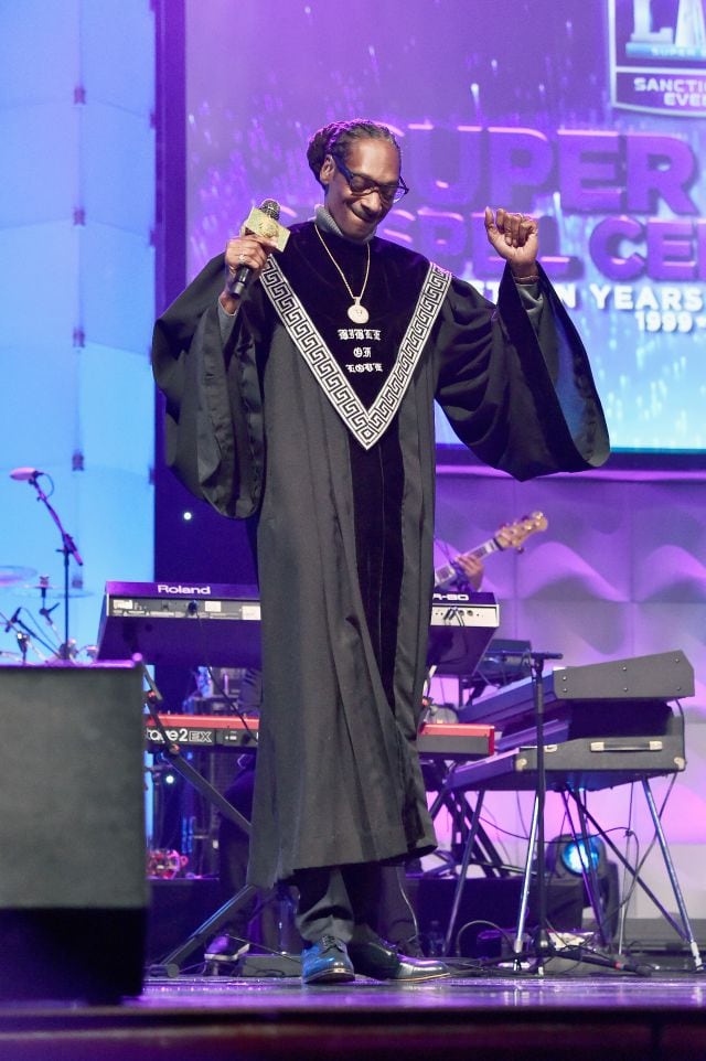 Snoop Dogg en la fiesta pre Super Bowl de BET.