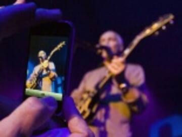 LOS MÓVILES EN LOS CONCIERTOS, ¿SÍ O NO?