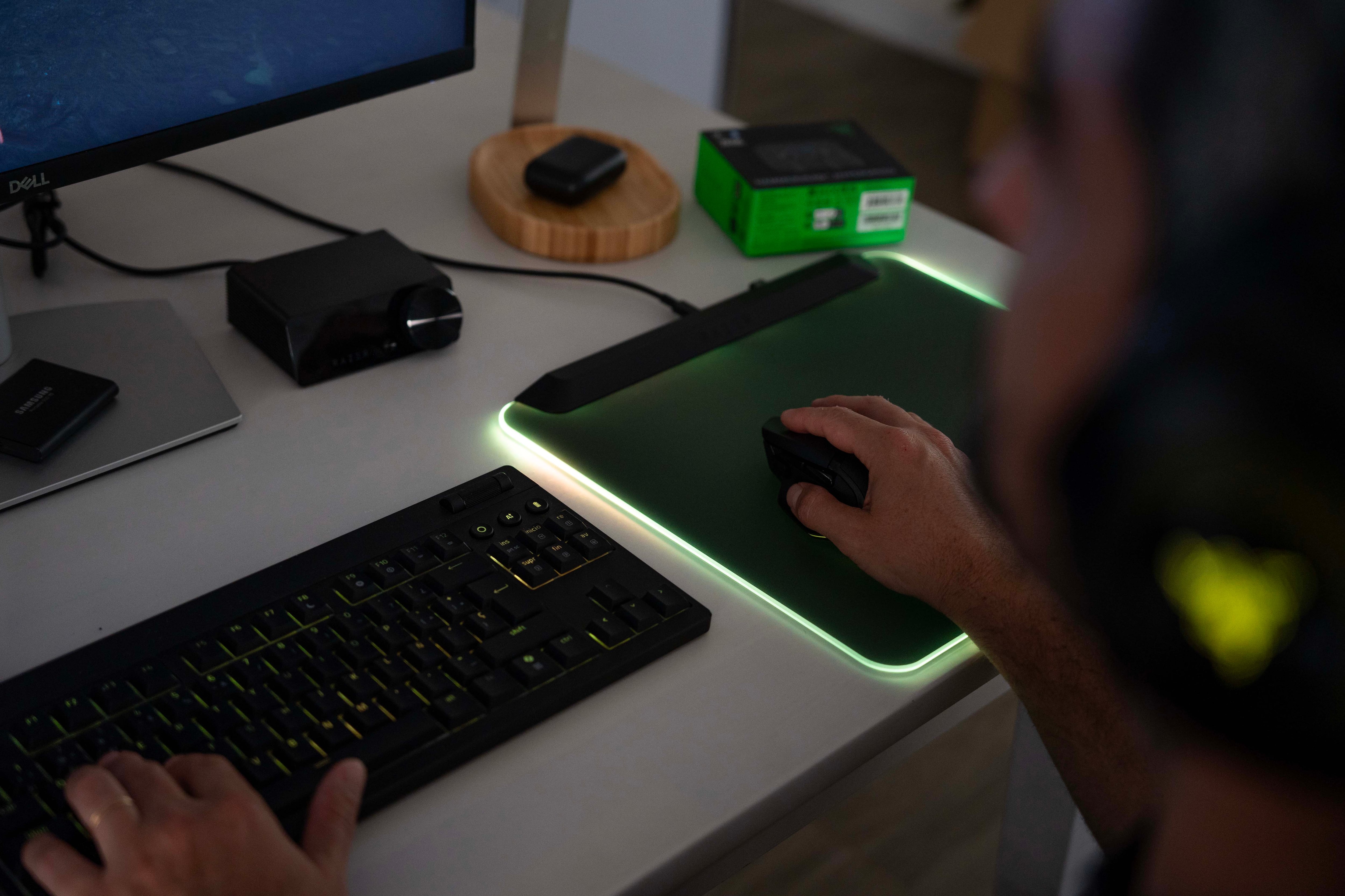 Chroma RGB: El oleaje visual del espionaje.