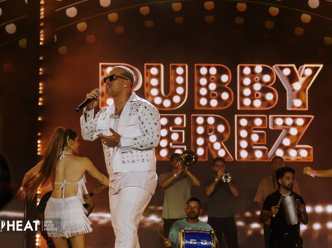 Homenaje a Rubby Pérez, la estrella del merengue que falleció el pasado mes de abril por el derrumbamiento del techo de una discoteca en Santo Domingo.