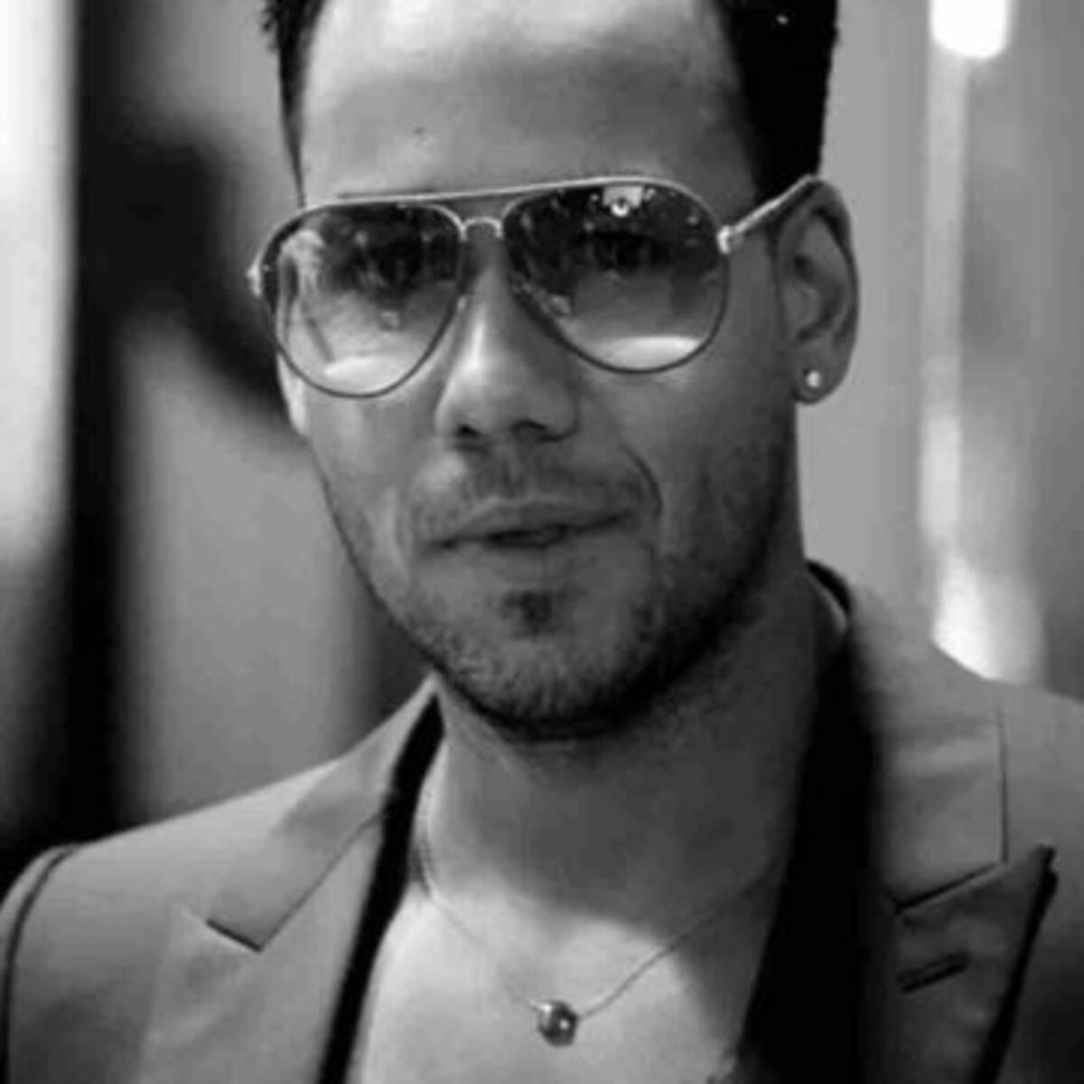 Romeo Santos no para