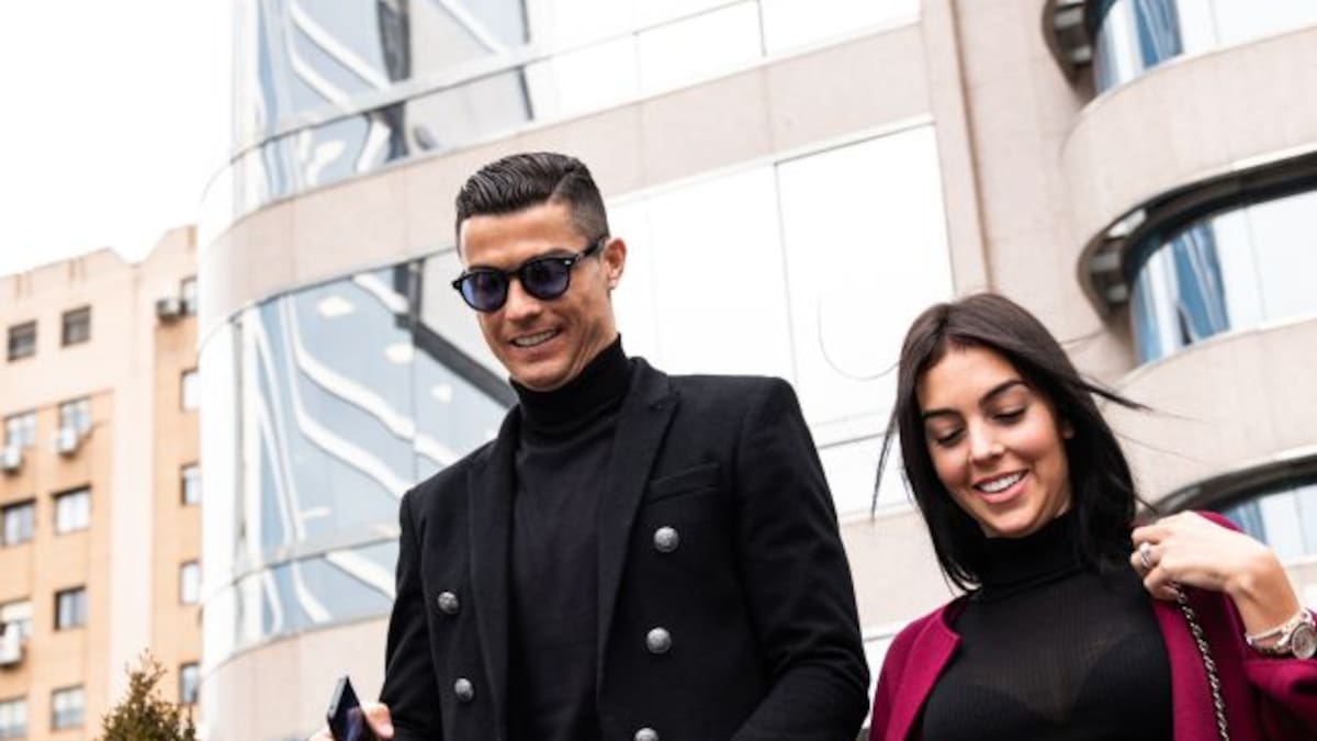 Cristiano Ronaldo y Georgina Rodríguez tienen una foto en su salón que nos ha dejado impactados