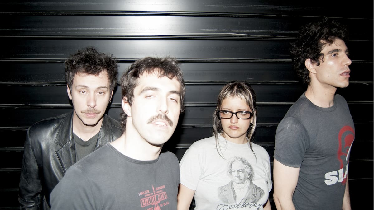 Raya Diplomática despega en la música con su próximo EP '¡¿Qué pasa?! ¡¿Ya nadie quiere ser un hombre?!' | Novedades | LOS40