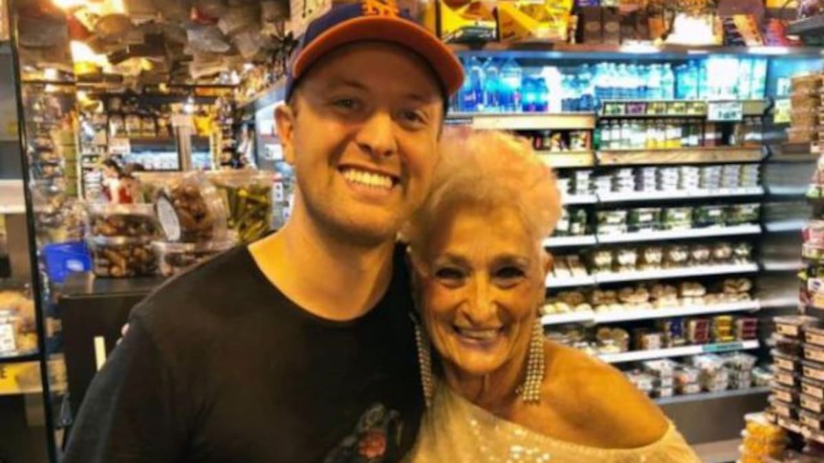Abuela de 83 años tiene sexo con 50 jóvenes en Tinder