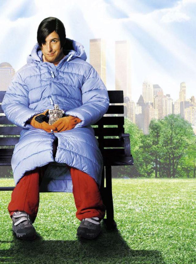 Adam Sandler y su peinado tendencia en Little Nicky.