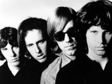 En la noche más salvaje de The Doors, Jim Morrison preguntó al público: “¿Queréis ver mis genitales?”