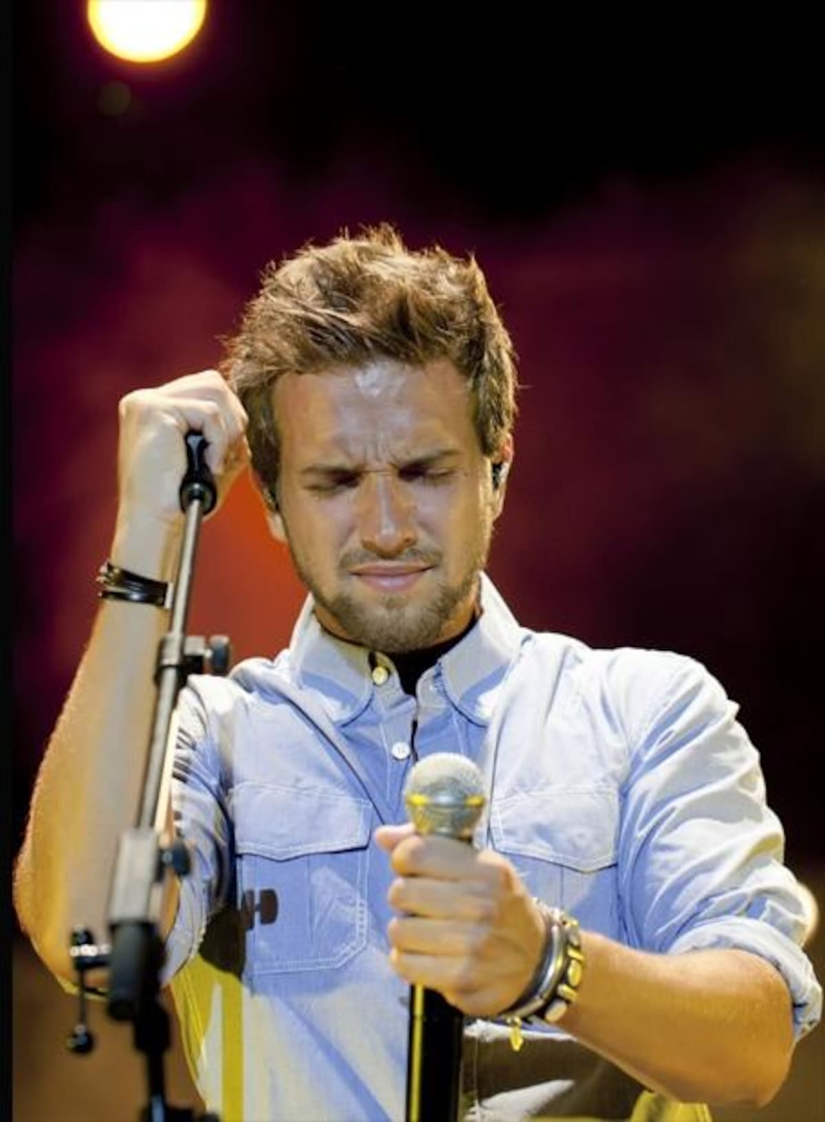 Pablo Alborán, en directo en su gira de 2011